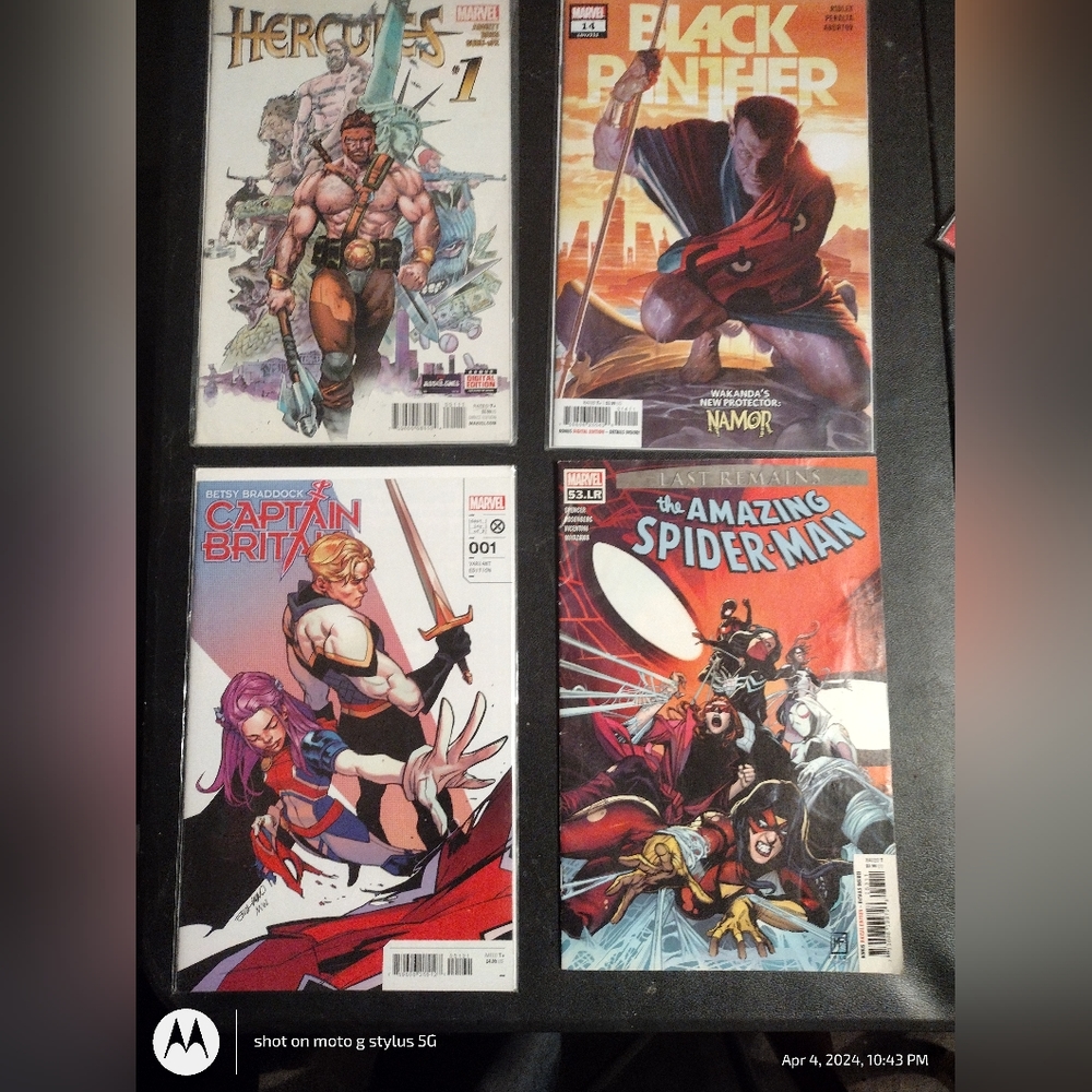 Comic lot